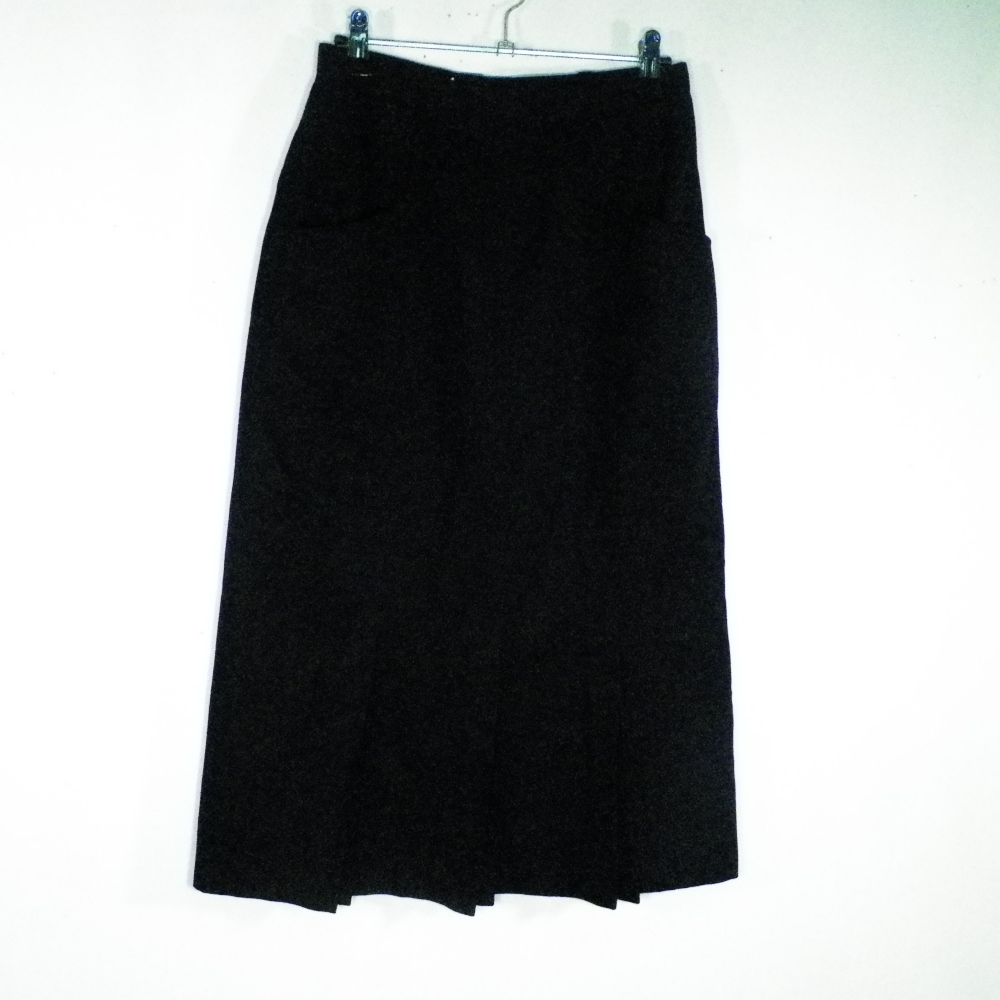 Jupe Vintage Noire Taille Estimée 34. Bon état - Vue 2 - 